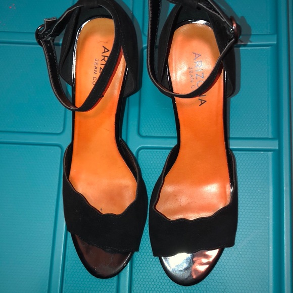Arizona Jean Co black  Galloway Heels Size 8 - Picture 2 of 3